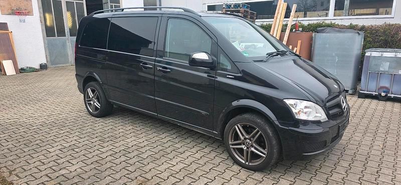 Gebraucht Mercedes Viano 164 PS (120 kW) 2014 Schwarz Van / Kleinbus