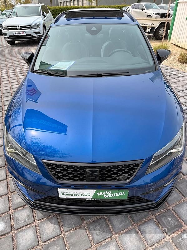 Usata Cupra Leon 301 CV (221 kW) 2018 Blu Station wagon