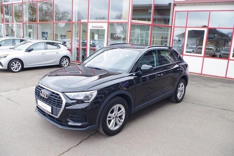 Second-hand Audi Q3 150 CP (110 kW) 2022 Negru SUV