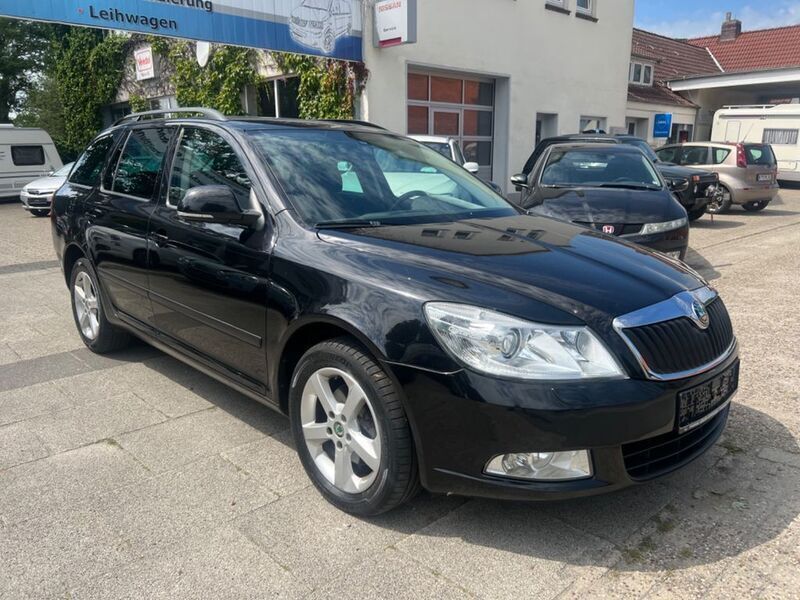 Gebraucht Skoda Octavia Best of 140 PS (102 kW) 2013 Schwarz Kombi