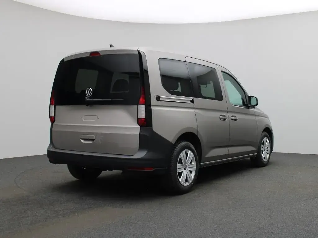Gebraucht VW Caddy Basis 102 PS (75 kW) 2025 Mojave beige Van / Kleinbus