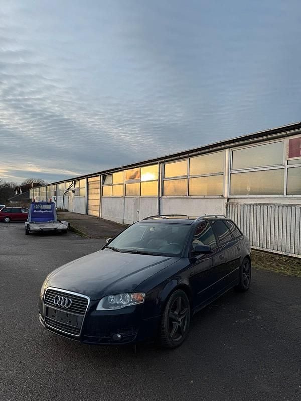 Blau Gebraucht 2006 Audi A4 Kombi | 1.500 € (Superpreis) - Bild 1/4