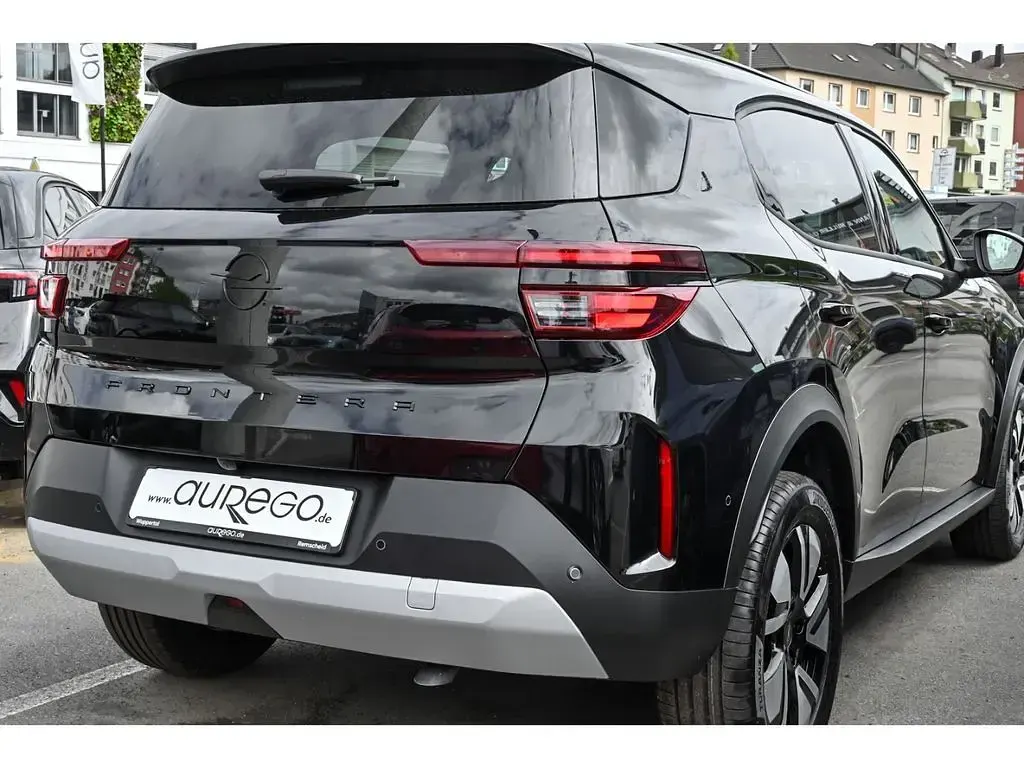 Neu Opel Frontera 145 PS (106 kW) 2026 Schwarz SUV