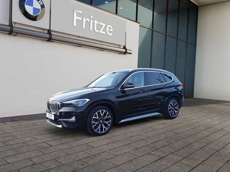 Braun Gebraucht 2020 BMW X1 xLine SUV | 23.985 € (Fairer Preis) - Bild 1/4