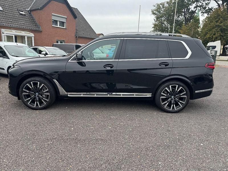 Gebraucht BMW X7 Performance 352 PS (258 kW) 2023 Schwarz SUV