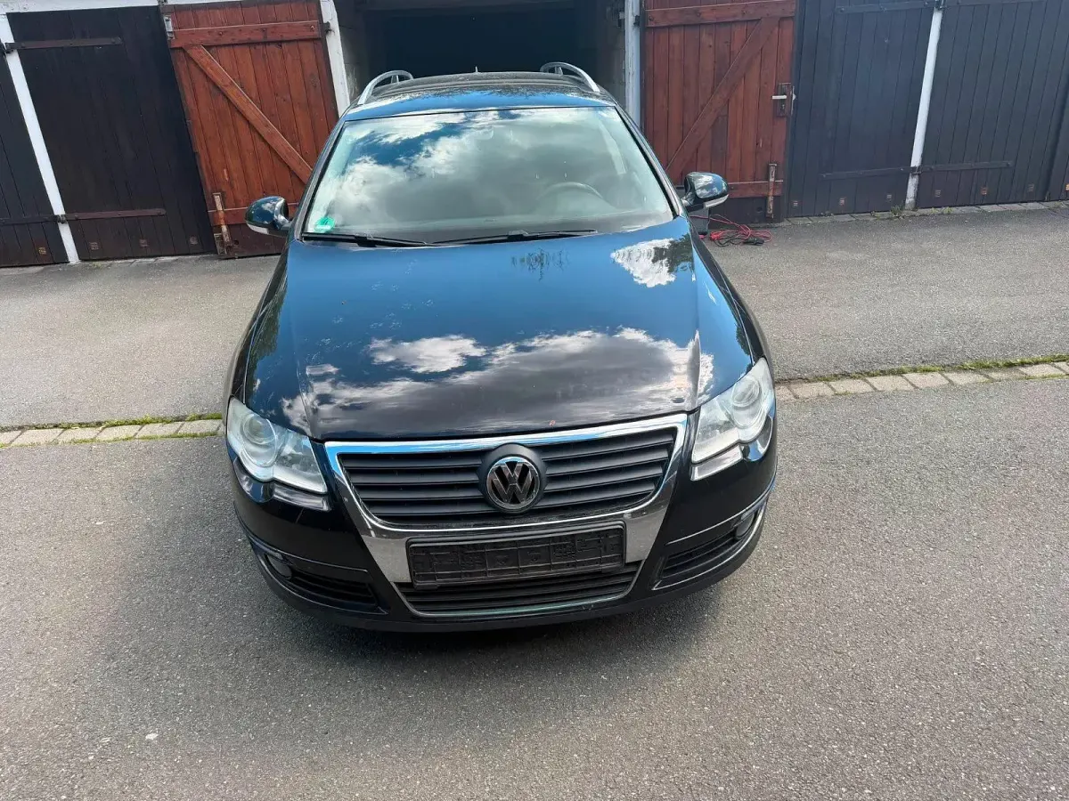 Gebraucht VW Passat 140 PS (102 kW) 2008 Schwarz Kombi