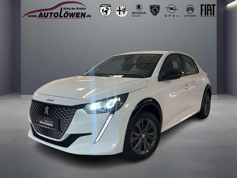 Lack weiss banquise/typ aussen Gebraucht 2022 Peugeot 208 Active Kleinwagen | 13.530 € (Superpreis) - Bild 1/4