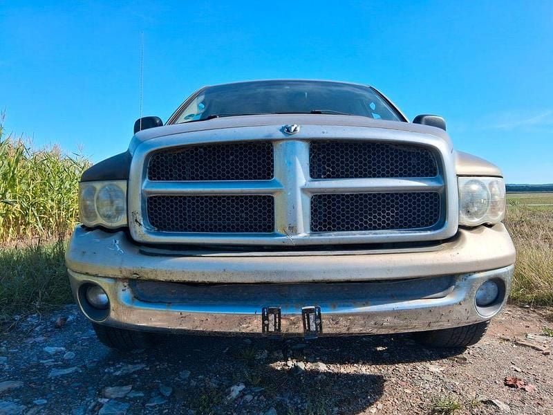 Second-hand Dodge Ram 349 CP (256 kW) 2006 Argintiu Pickup