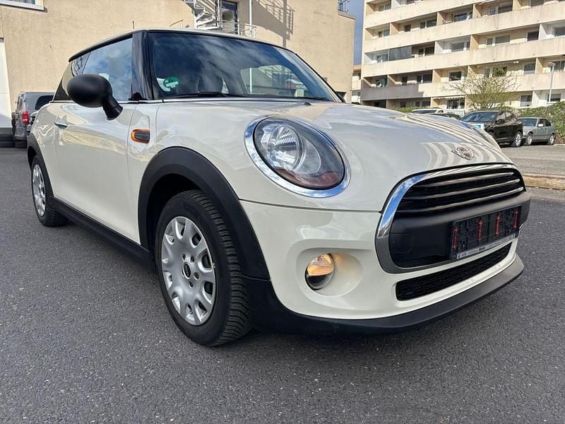 Gebraucht Mini One D 95 PS (69 kW) 2016 Weiß Kleinwagen