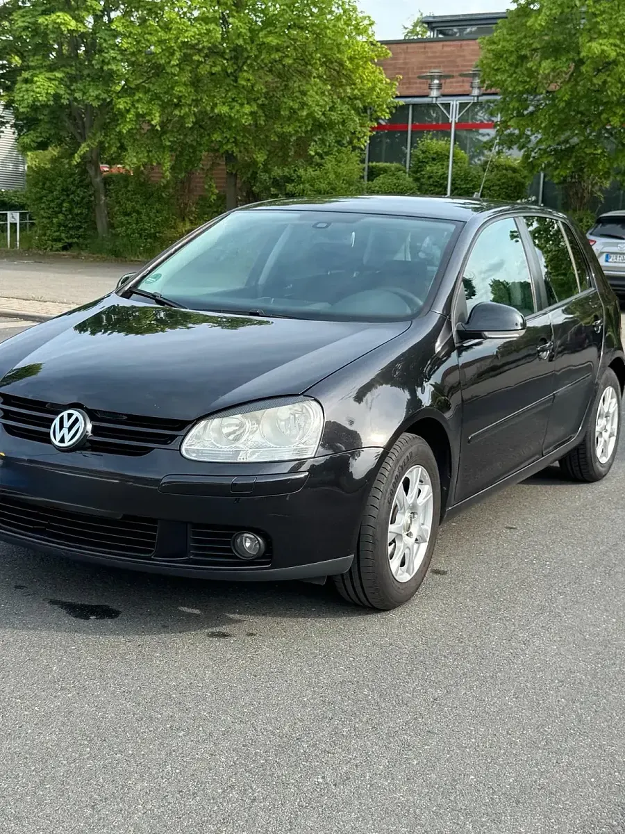 Gebraucht VW Golf VI 80 PS (58 kW) 2008 Schwarz Kleinwagen