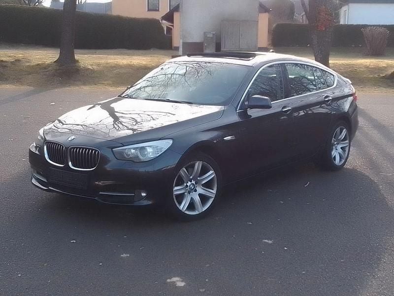 Schwarz Gebraucht 2010 BMW 530 Gran Turismo Sport Line Limousine | 9.999 € (Superpreis) - Bild 1/4