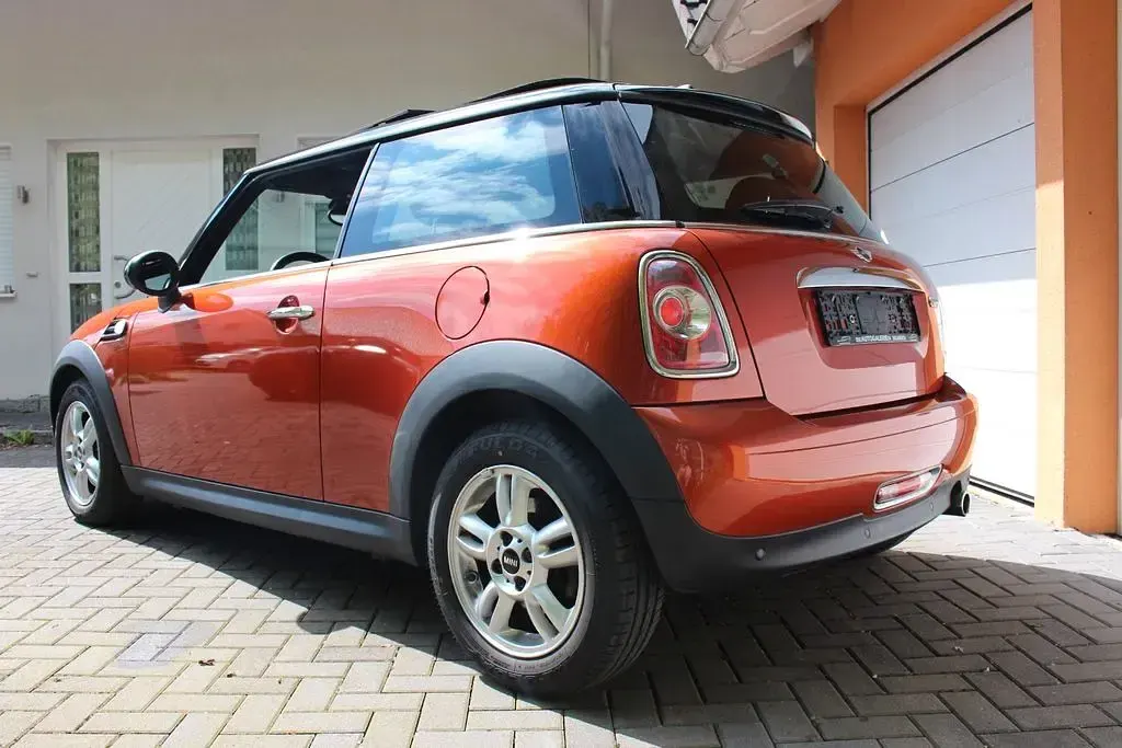 Gebraucht Mini Cooper 122 PS (89 kW) 2012 Orange Kleinwagen