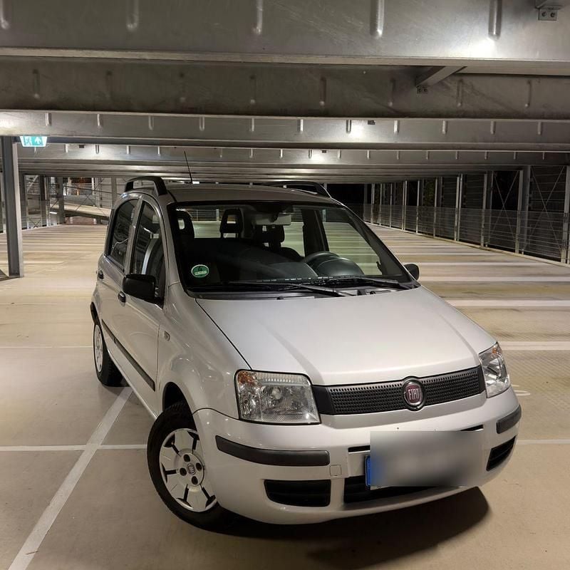Silber Gebraucht 2009 Fiat Panda Active Kleinwagen | 1.990 € (Guter Preis) - Bild 1/4
