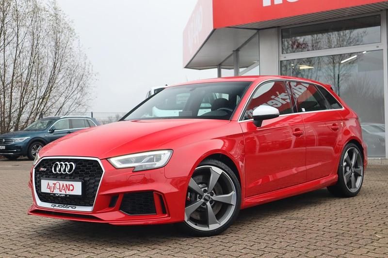 Rot Gebraucht 2019 Audi RS3 Sportback Kleinwagen | 41.950 € (Superpreis) - Bild 1/1