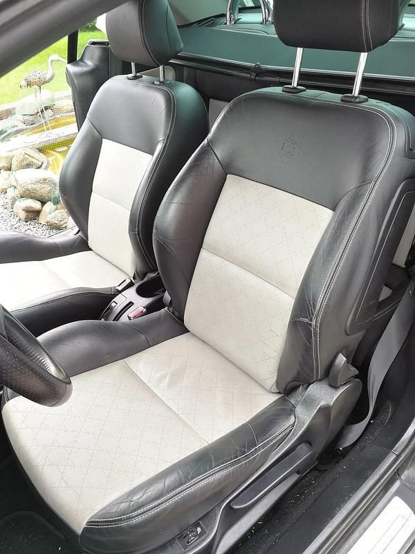 Gebraucht Peugeot 207 CC Roland Garros 109 PS (80 kW) 2010 Schwarz Cabrio