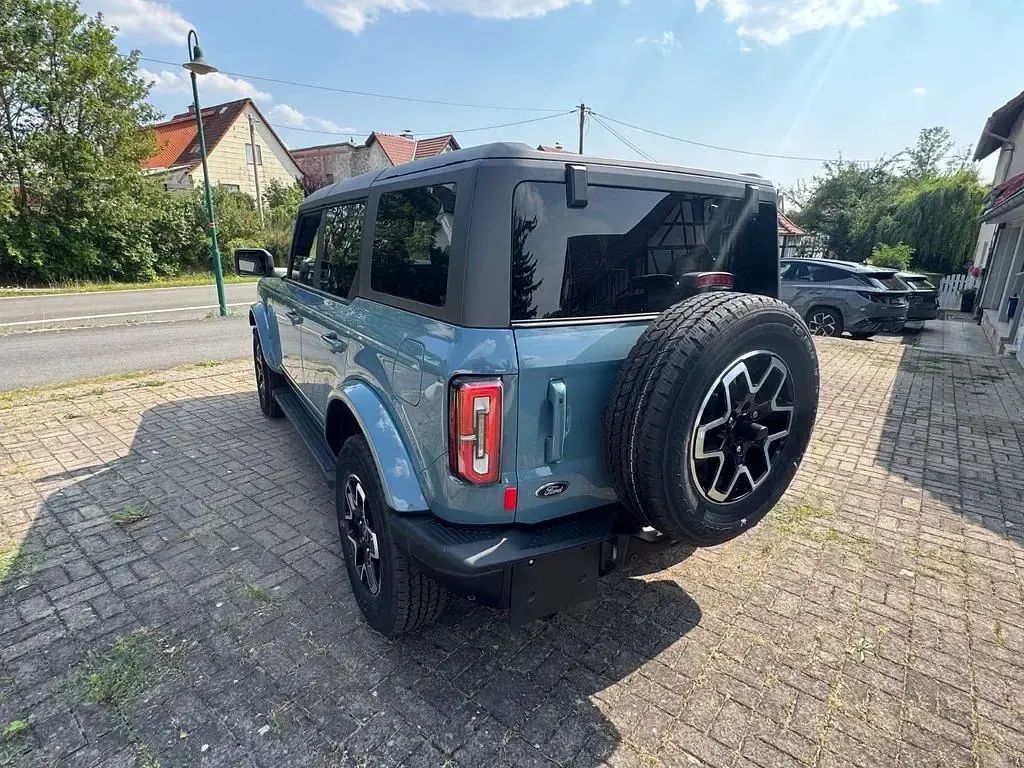 Neu Ford Bronco Outer Banks 334 PS (245 kW) 2026 Blau SUV