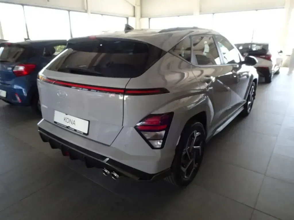 Neu Hyundai Kona N Line 139 PS (102 kW) 2026 Grau SUV