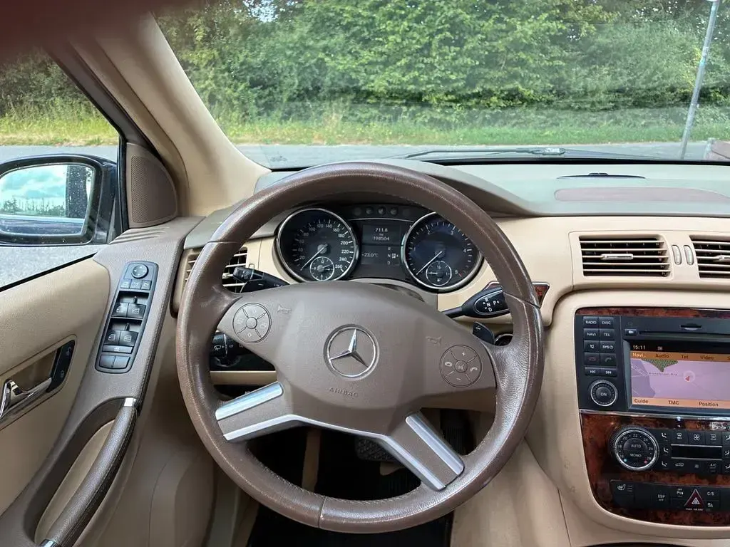 Gebraucht Mercedes R280 190 PS (139 kW) 2009 Blau Kombi