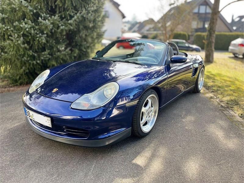 Blau Gebraucht 2004 Porsche 986 Boxster Cabrio | 19.999 € (Fairer Preis) - Bild 1/4