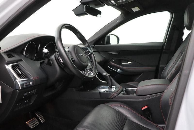 Gebraucht Jaguar E-Pace First Edition 249 PS (183 kW) 2018 Weiß SUV