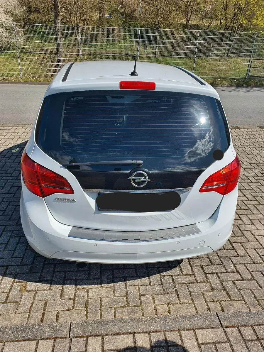 Gebraucht Opel Meriva Edition 140 PS (102 kW) 2011 Weiß Van / Kleinbus