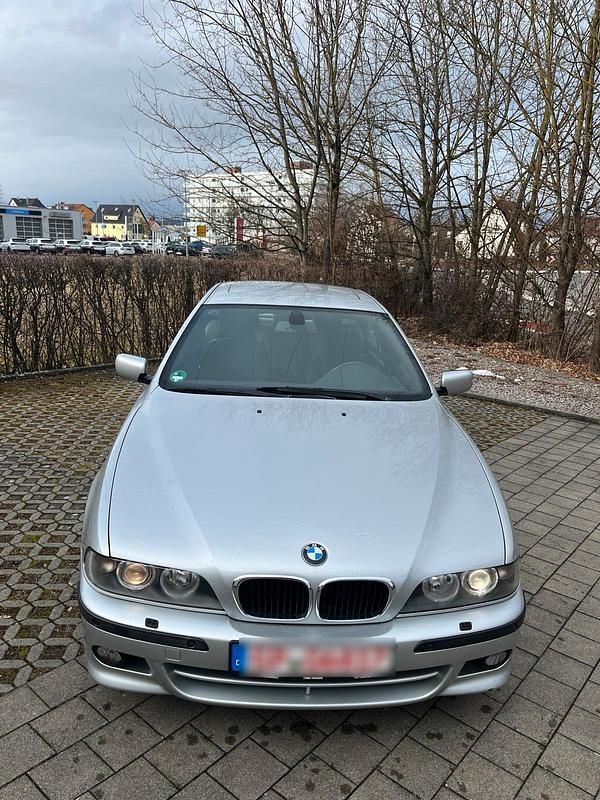 Gebraucht BMW 525 M Sport 192 PS (141 kW) 2001 Silber Limousine