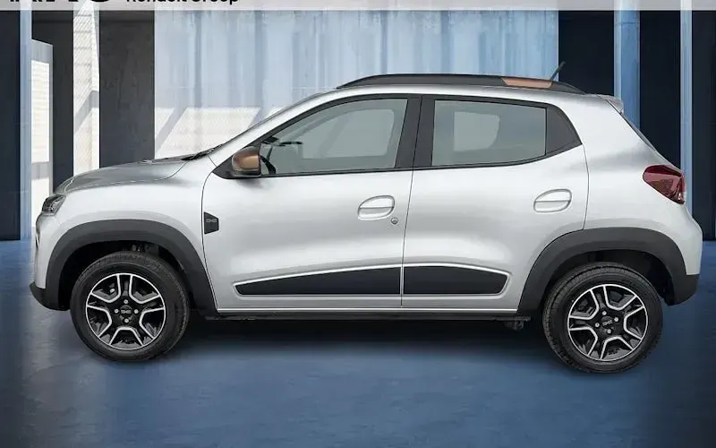 Usado Dacia Spring Extreme 47 kW (65 HP) 2024 Prateado Citadino