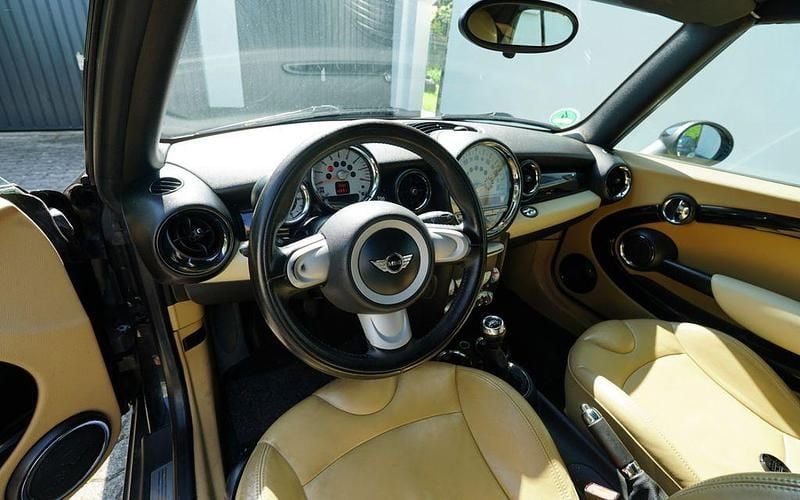 Schwarz Gebraucht 2010 Mini Cooper Kleinwagen | 3.490 € - Bild 1/4