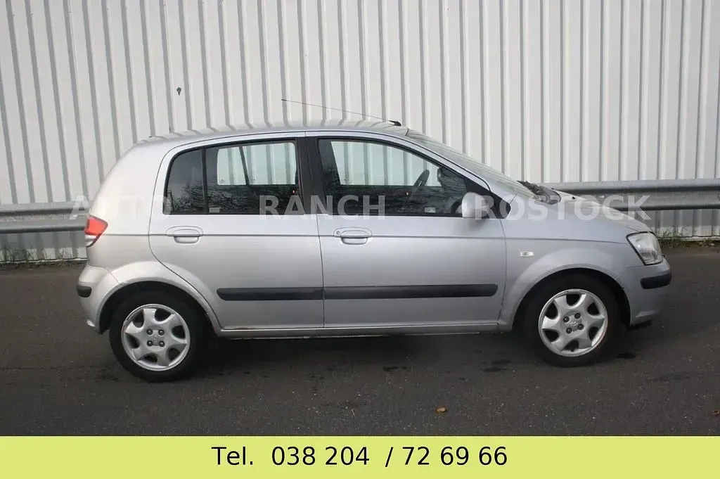 Gebraucht Hyundai Getz GLS 105 PS (77 kW) 2003 Silber Kleinwagen