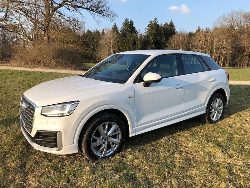 Gebraucht Audi Q2 S-Line 150 PS (110 kW) 2018 Weiß SUV