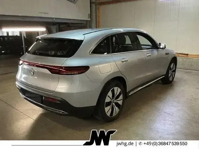 Gebraucht Mercedes EQC400 Electric Art 300 kW (408 PS) 2022 Silber SUV