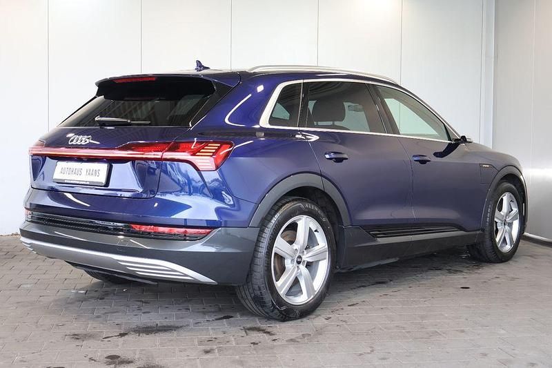 Gebraucht Audi e-tron Advanced 230 kW (313 PS) 2022 Blau SUV