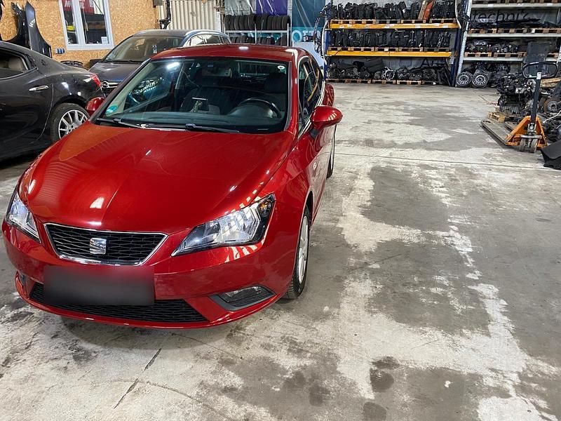 Gebraucht Seat Ibiza 69 PS (50 kW) 2013 Rot Kleinwagen