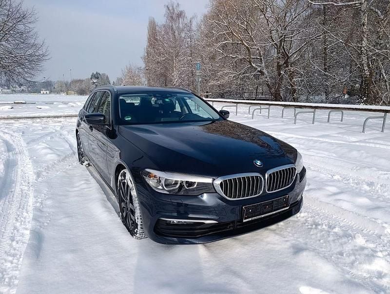 Gebraucht BMW 520 190 PS (139 kW) 2020 Blau Kombi