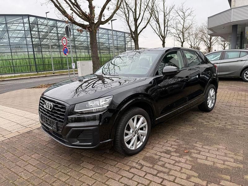 Gebraucht Audi Q2 Sport 150 PS (110 kW) 2019 Mythosschwarz metallic SUV