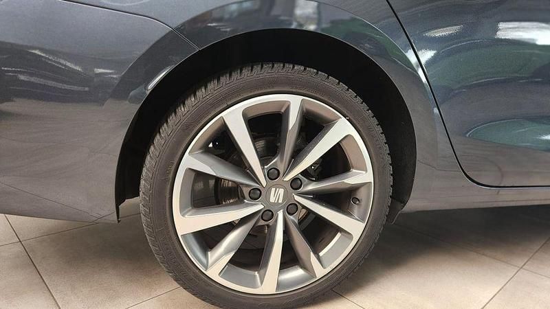 Gebraucht Seat Leon FR 131 PS (96 kW) 2022 Grau metallic