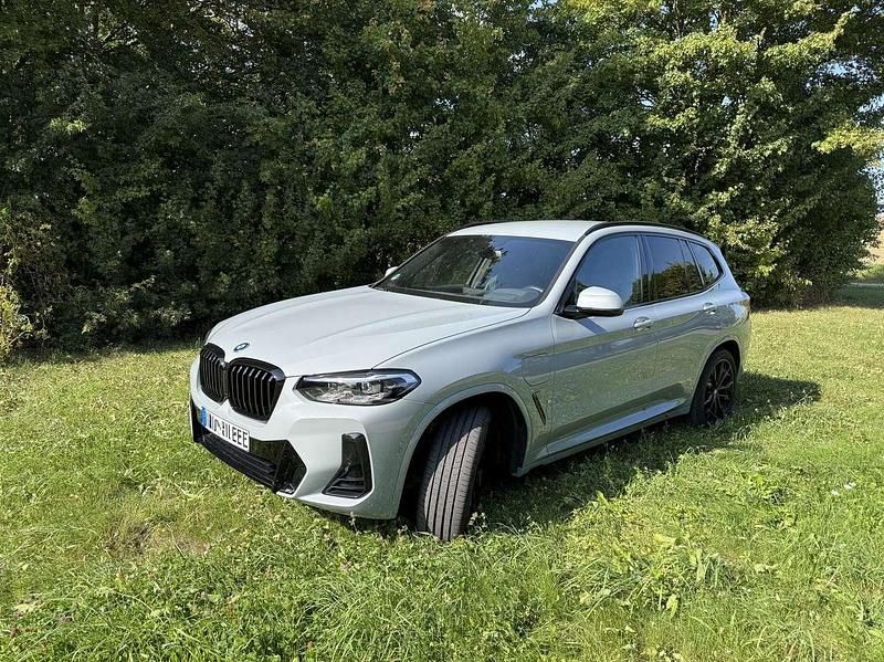 Grau Gebraucht 2023 BMW X3 M Sport SUV | 46.999 € (Guter Preis) - Bild 1/4