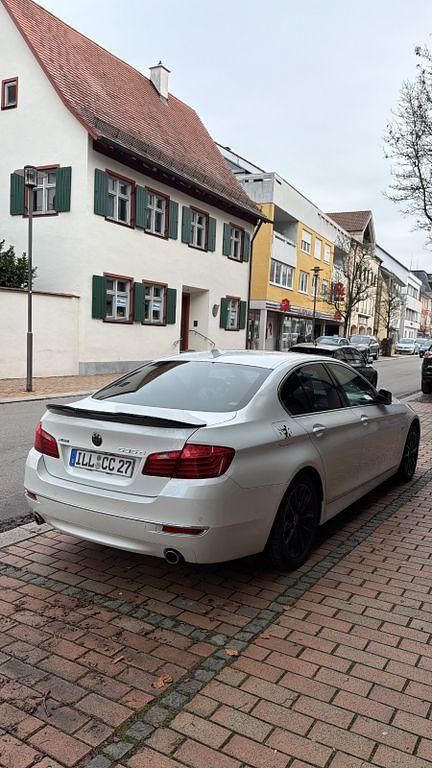 Gebraucht BMW 535 Luxury Line 313 PS (230 kW) 2015 Weiß Limousine