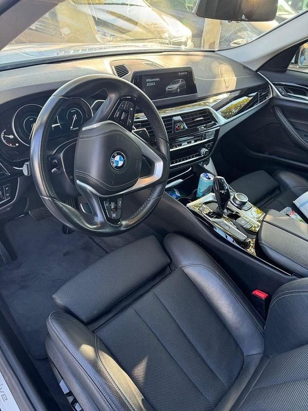 Usata BMW 530e Performance 252 CV (185 kW) 2018 Bianco Berlina