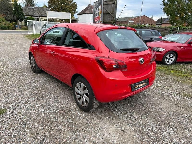 Gebraucht Opel Corsa Innovation 90 PS (66 kW) 2015 Rot Kleinwagen