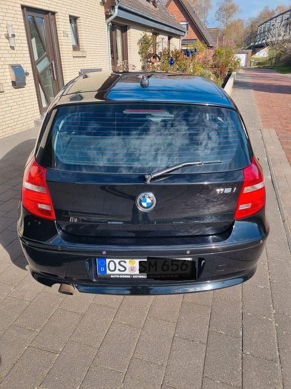 Second-hand BMW 116 122 CP (89 kW) 2007 Negru Hatchback