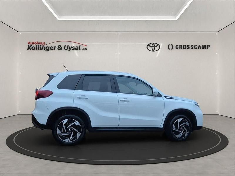 Gebraucht Suzuki Vitara Comfort+ 102 PS (75 kW) 2025 Weiß SUV