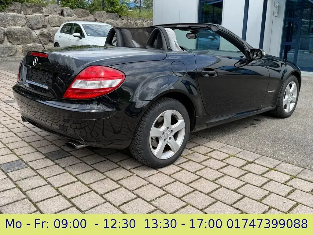 Gebraucht Mercedes SLK200 163 PS (119 kW) 2007 Schwarz Cabrio