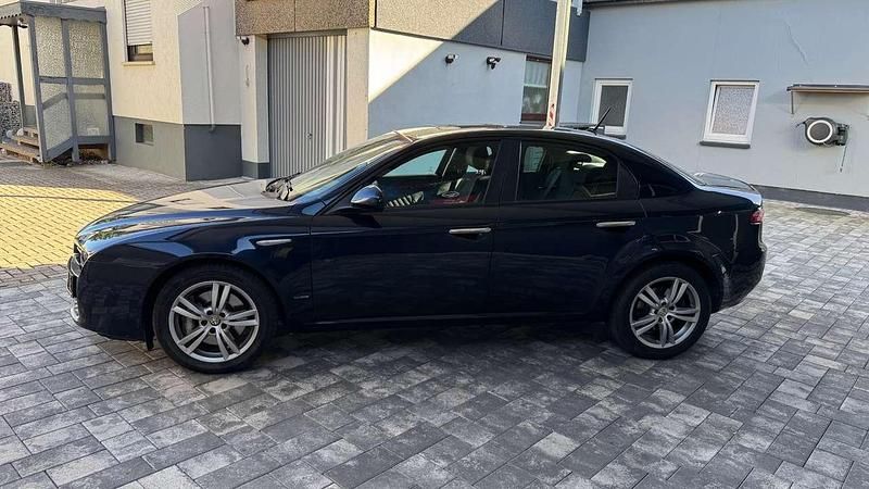 Gebraucht Alfa Romeo 159 200 PS (147 kW) 2009 Blu seta/oltremare Limousine