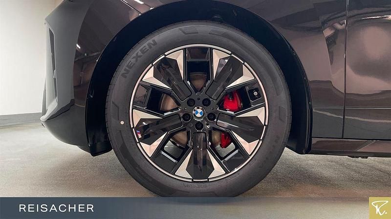 Neu BMW iX M Sport 300 kW (408 PS) 2026 Schwarz SUV