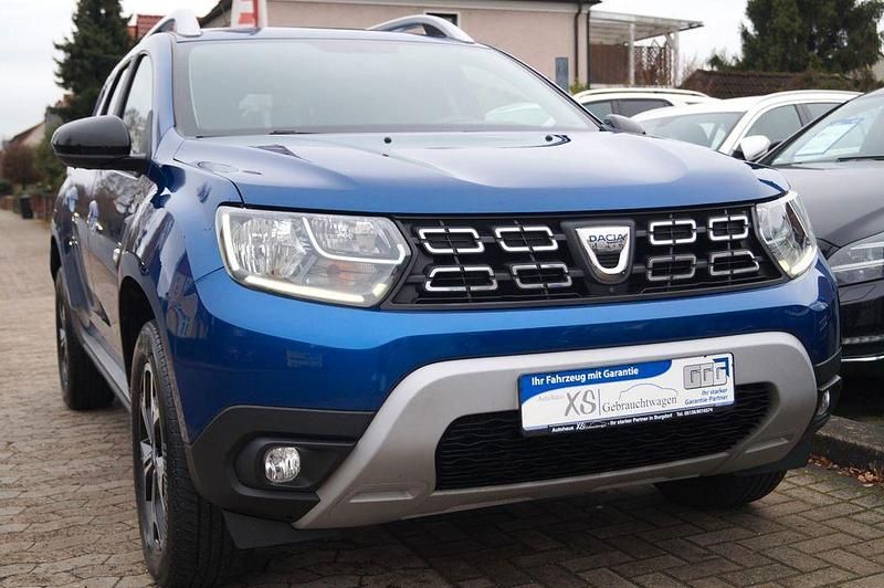 Gebraucht Dacia Duster Celebration 150 PS (110 kW) 2020 Blau SUV