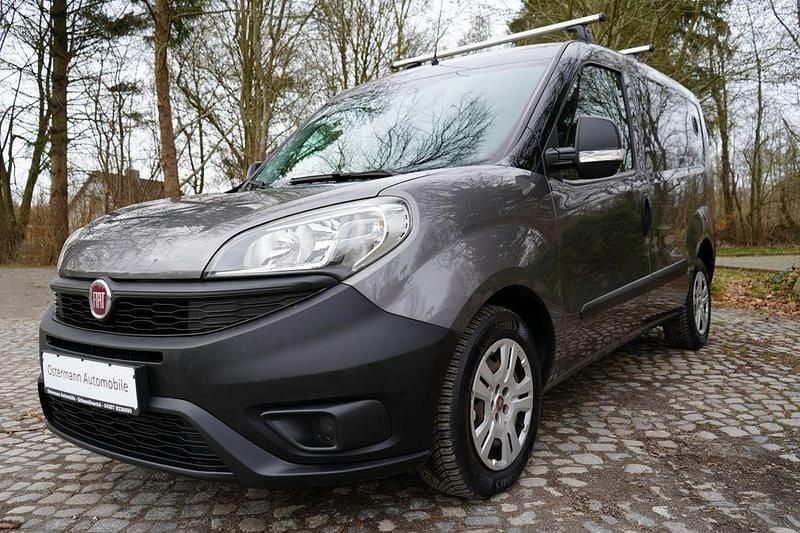 Gebraucht Fiat Doblò 95 PS (69 kW) 2017 Grau Van / Kleinbus