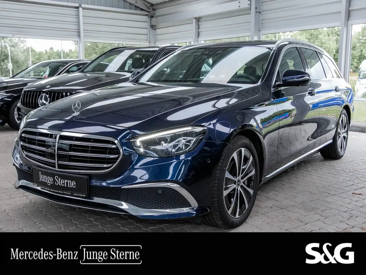 Gebraucht Mercedes E400 330 PS (242 kW) 2022 Kombi