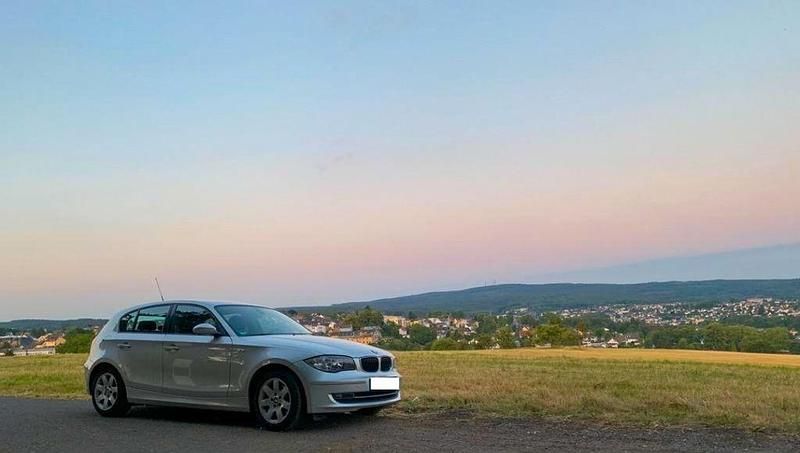Silber Gebraucht 2007 BMW 116 Kleinwagen | 1.655 € (Superpreis) - Bild 1/4