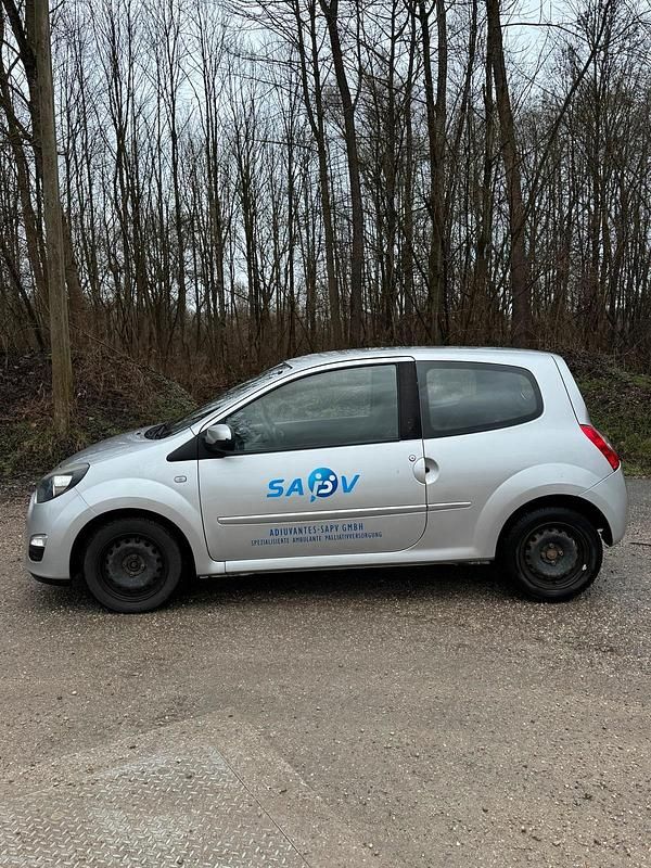 Gebraucht Renault Twingo 75 PS (55 kW) 2013 Silber Kleinwagen